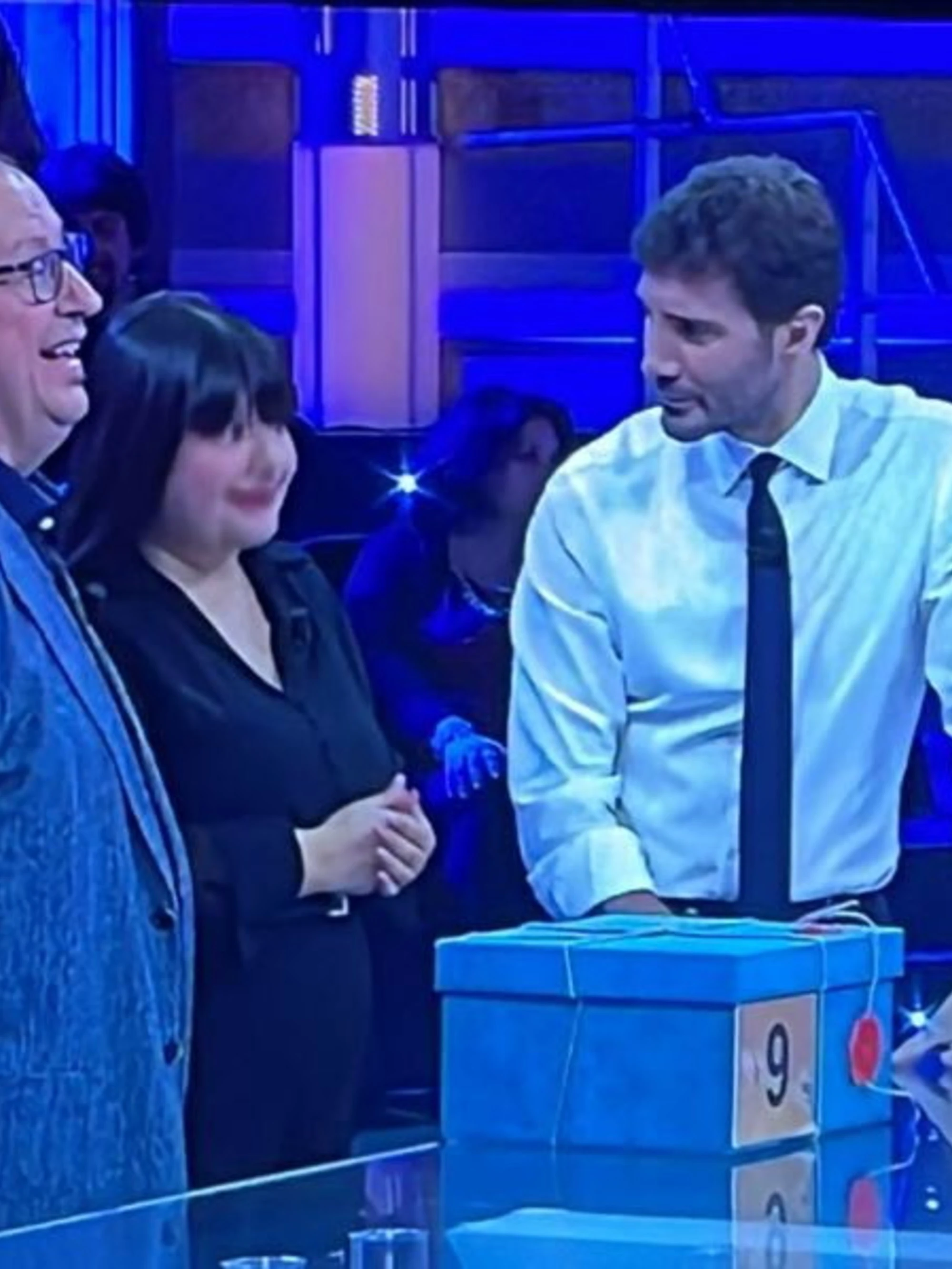 Affari Tuoi, Mariagrazia travolta dagli insulti a fine puntata: "Fuori di testa"