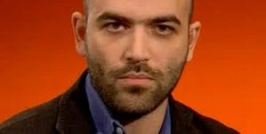 Roberto Saviano, pioggia di insulti contro Matteo Salvini: "La cazz*** di un fesso che deve fare paura"