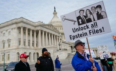 Usa, la Camera approva la legge per la diffusione dei file Epstein