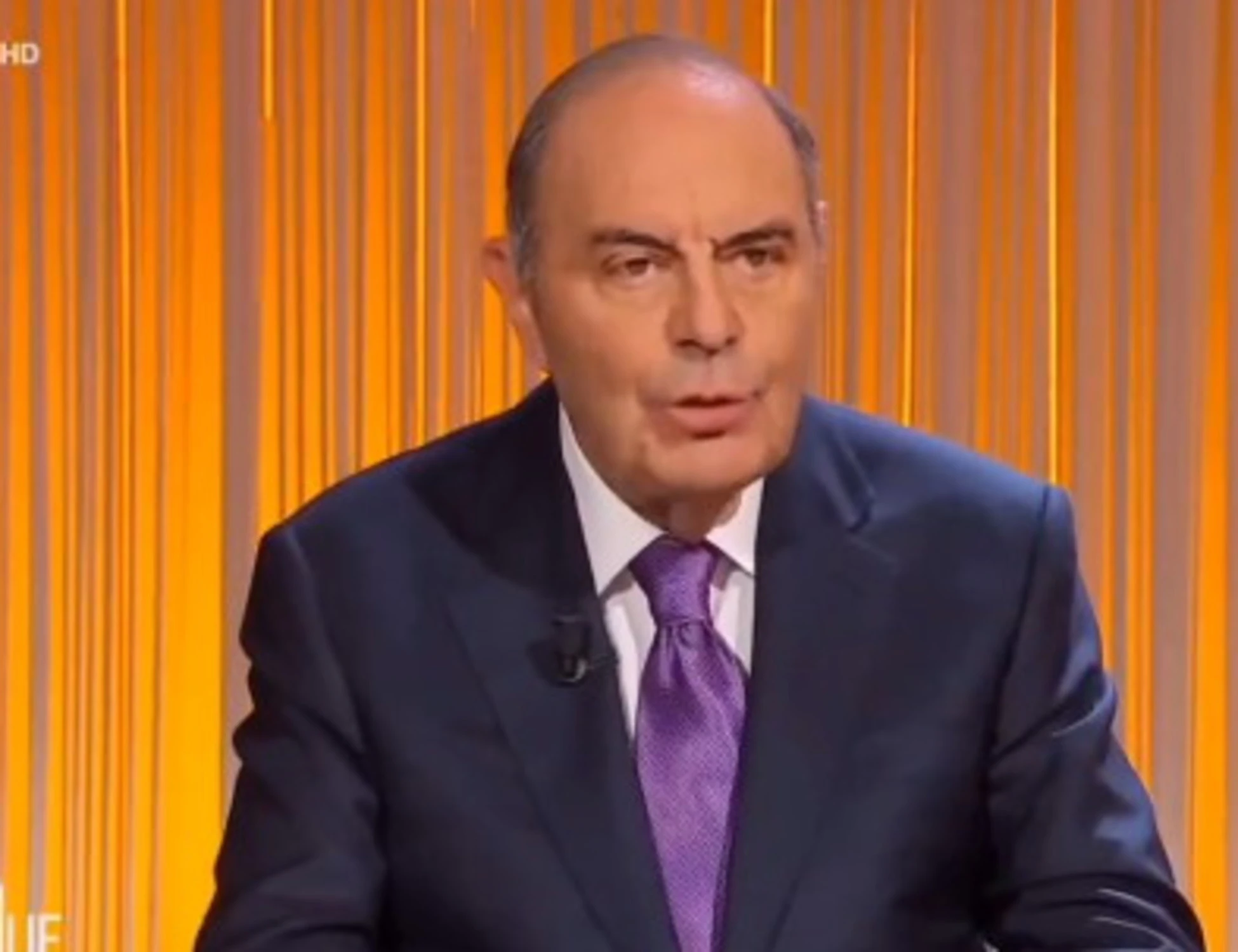 Askatasuna, Bruno Vespa spiana Bonelli: "O vi dissociate o siete conniventi"