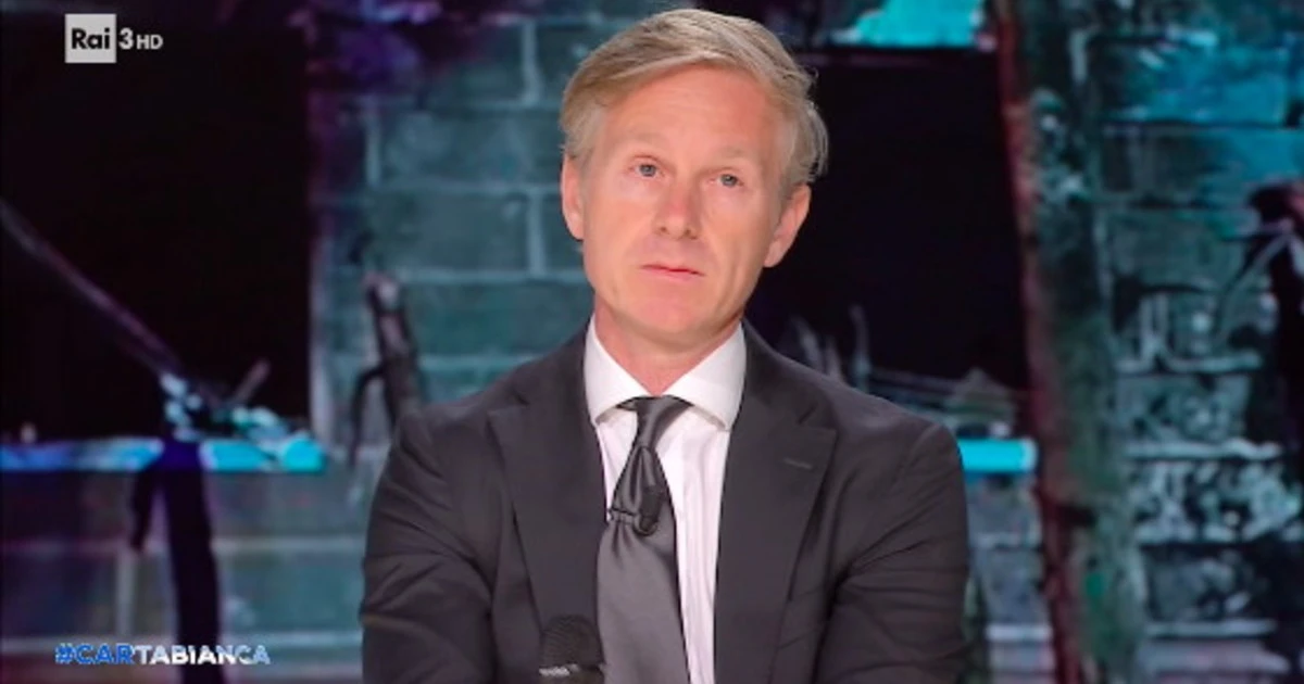 Cartabianca, profezia-Orsini: "Tempi lunghi e bui. Vladimir Putin..."