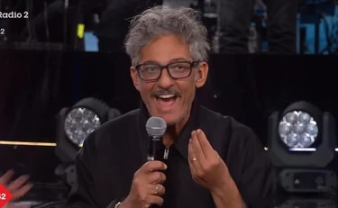 La Pennicanza, Fiorello umilia Schlein: "Forse coi voti di Ballando..."