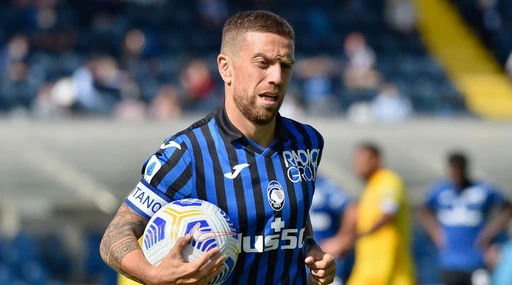 Papu Gomez, la lettera Vittorio Feltri: "Resta all'Atalanta, ti conviene"