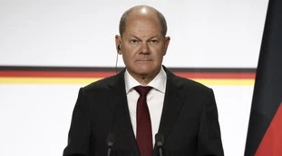 Germania isolata, non solo Meloni: chi scarica Scholz (e perché)