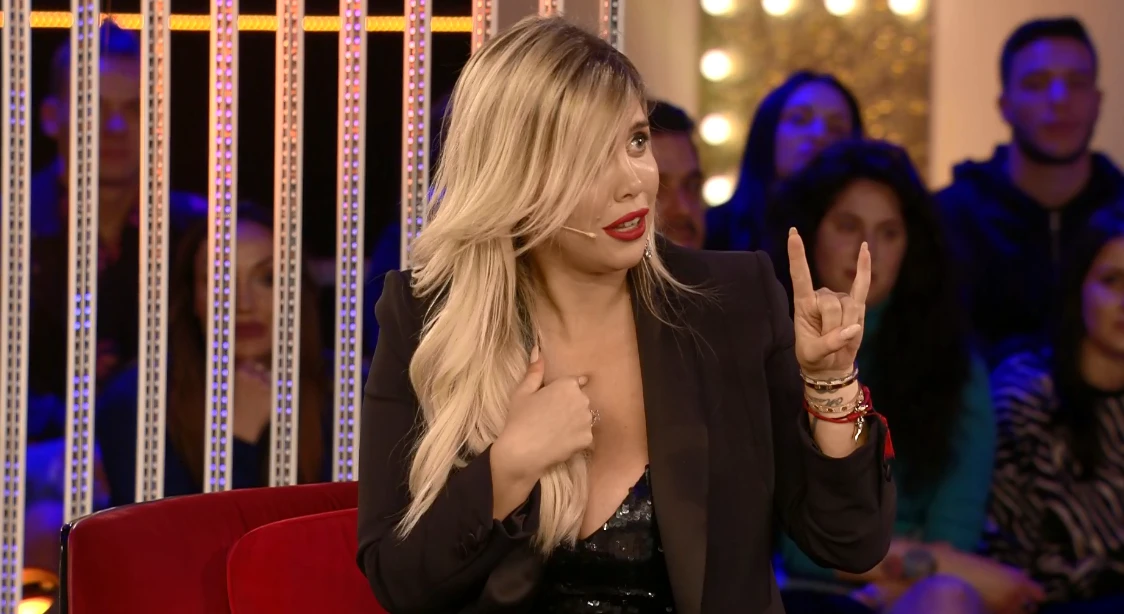 Grande Fratello Vip, Wanda Nara tradita: lo scoop in diretta di Signorini, Elisa De Panicis nel mirino