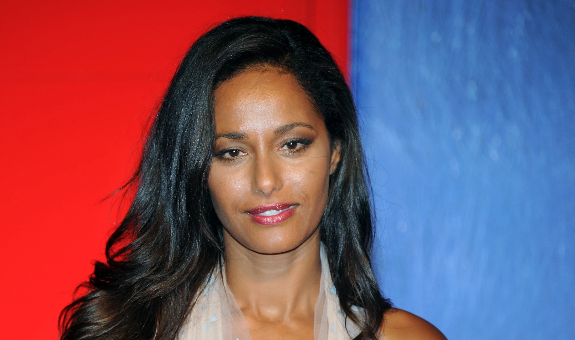 Rula Jebreal, per lei il massacro dei curdi ordinato da Erdogan è "un favore ai nazionalisti e sovranisti"
