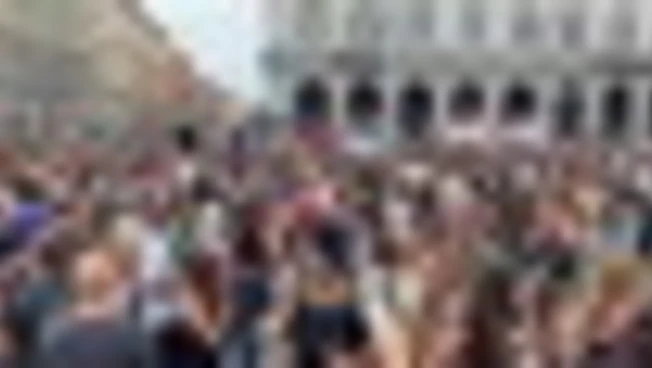 https://media.liberoquotidiano.it/HNyBueaHqWABH8UC5NpNUhXABLcVPXELQq6GVQsir_s/width:800/quality:90/aW1hZ2VzLzIwMjUvMDkvMjIvMTEzNTAxNjUyLWE1ZmVmNjE4LTA2ZmMtNDAzNi1hYzM4LTZjYzA0NmJjZTM3Yy5qcGc.webp