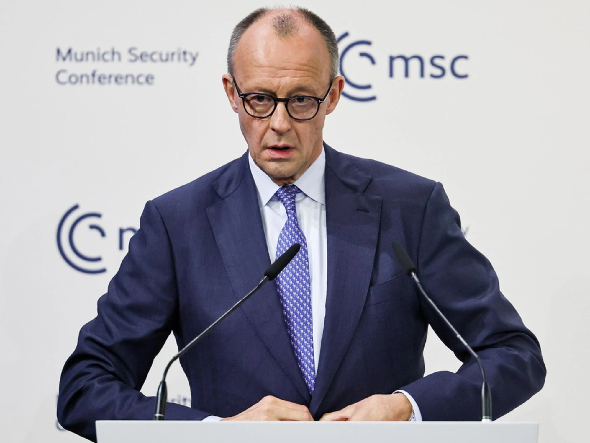 Friederich Merz sferza l'Europa: "La Nato non è più scontata. La libertà è in pericolo"