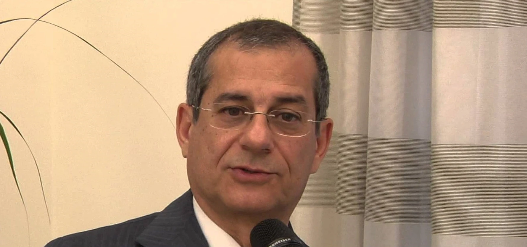 Giovanni Tria verso il ministero dell'Economia: Lega-M5s, il governo sta per nascere. Paolo Savona resta in squadra