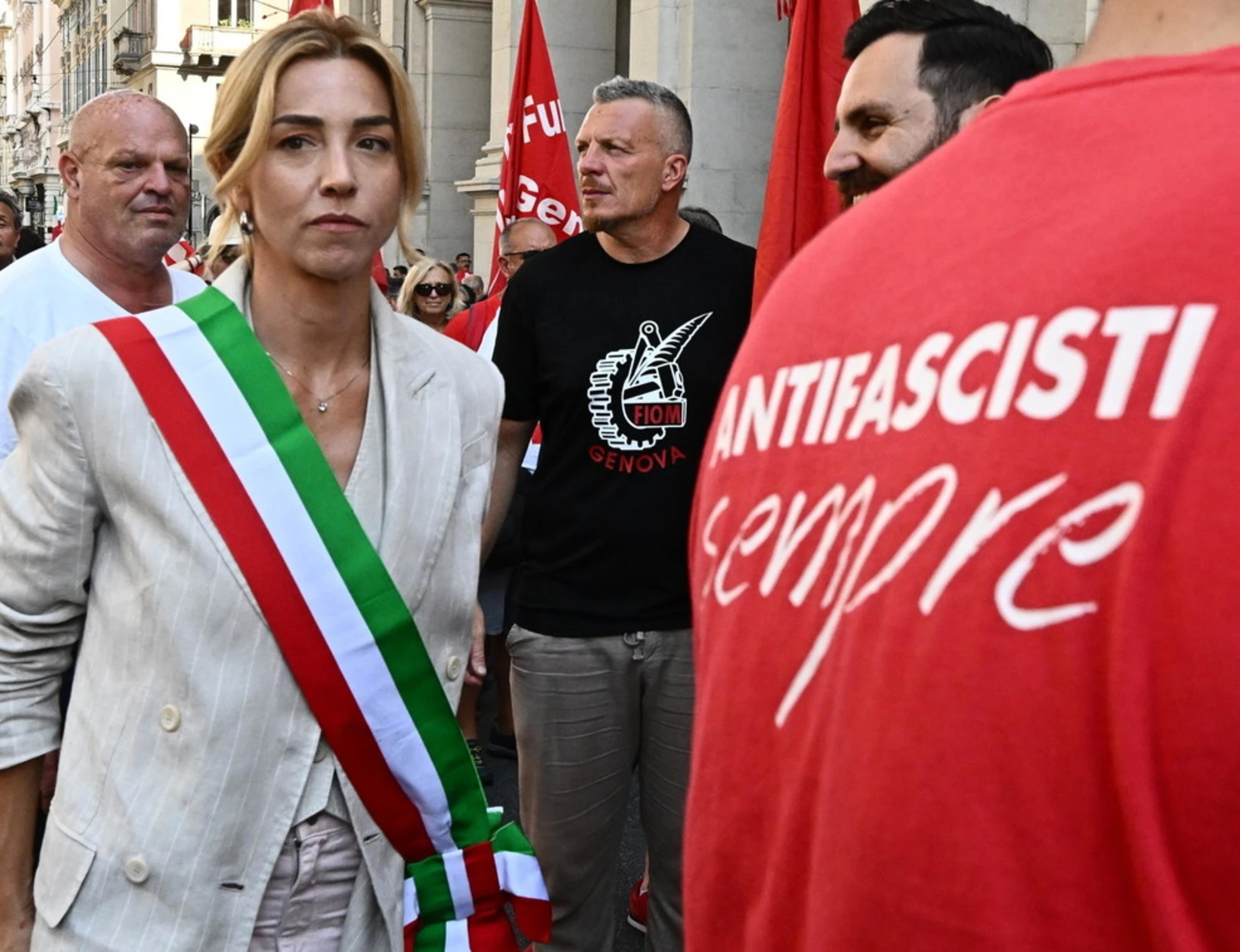 A 25 anni dal G8 Salis finanzia a Genova il festival No Global