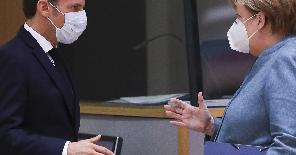 Giuseppe Conte "sfiduciato" da Merkel e Macron: "Basta con i bonus", la manovra nel mirino