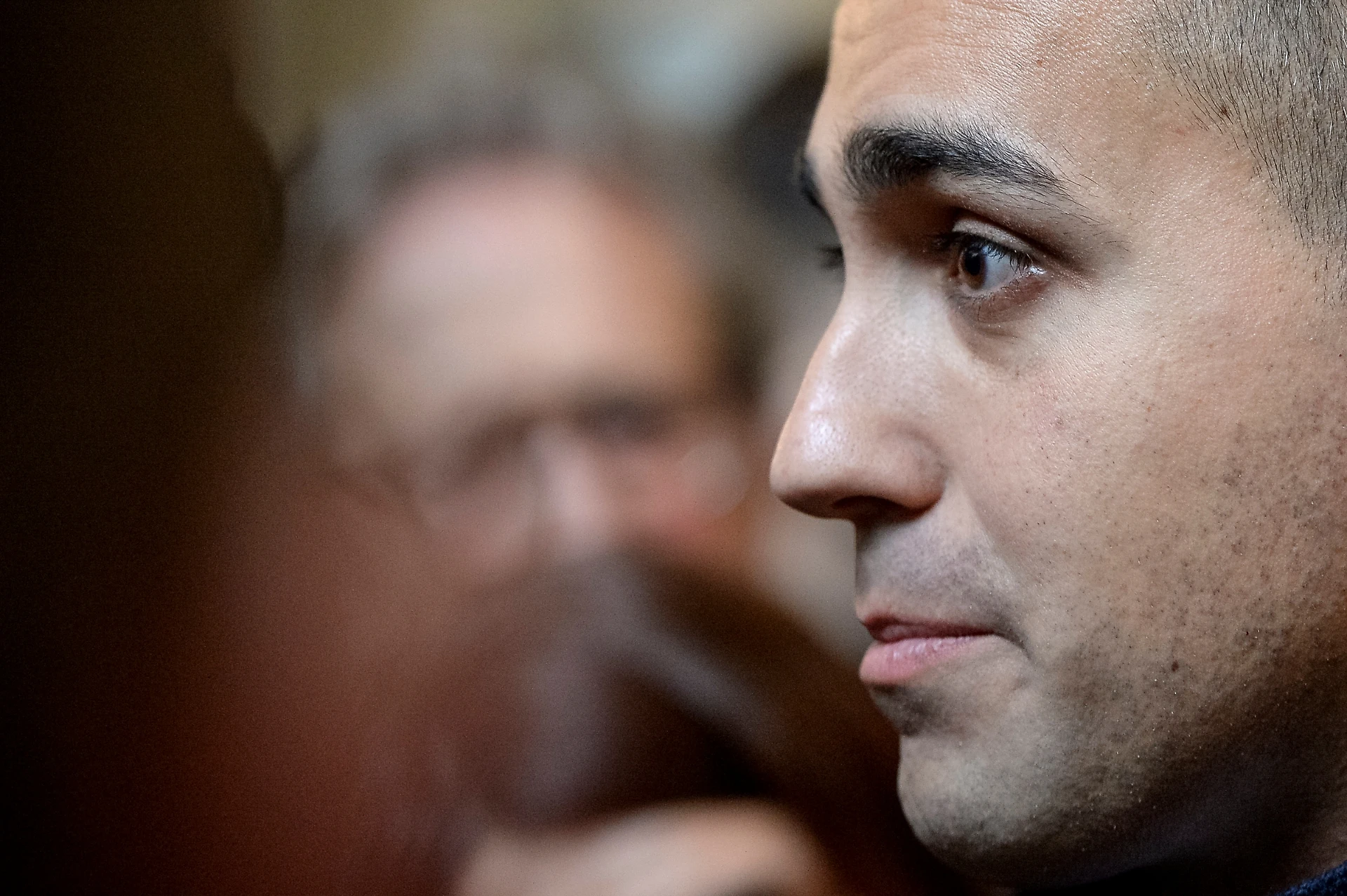 Luigi Di Maio, crollo nervoso. Retroscena: "Matteo Salvini vuole far saltare tutto e andare con Berlusconi"
