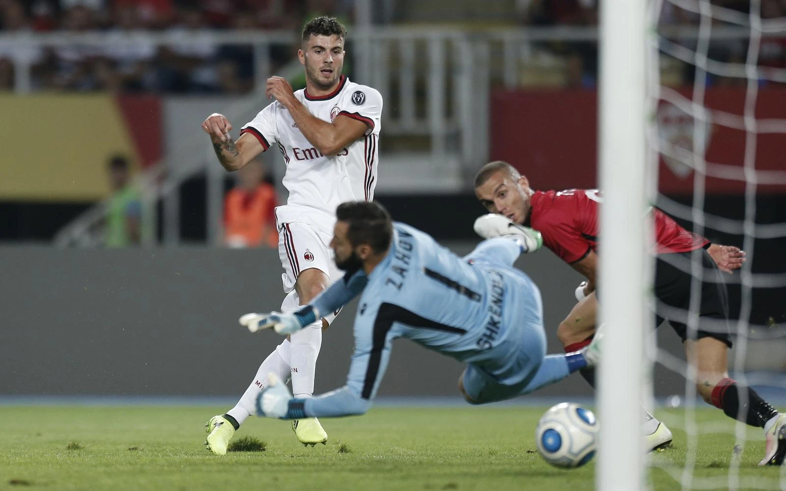 Europa league, il Milan si qualifica per la fase a gironi: 1-0 nel ritorno col Shkendija