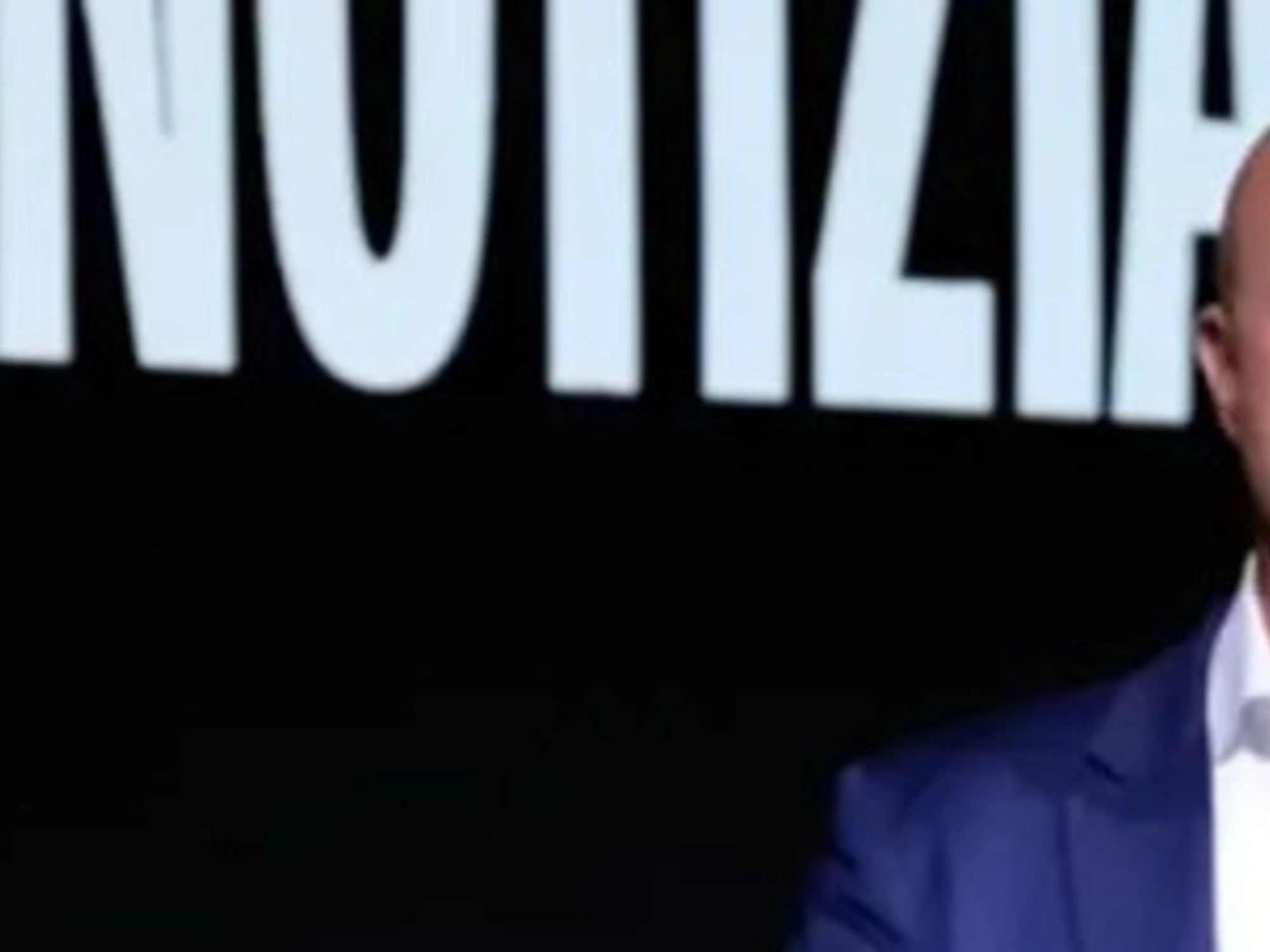 Dentro la Notizia, Gianluigi Nuzzi parte bene. E non era scontato