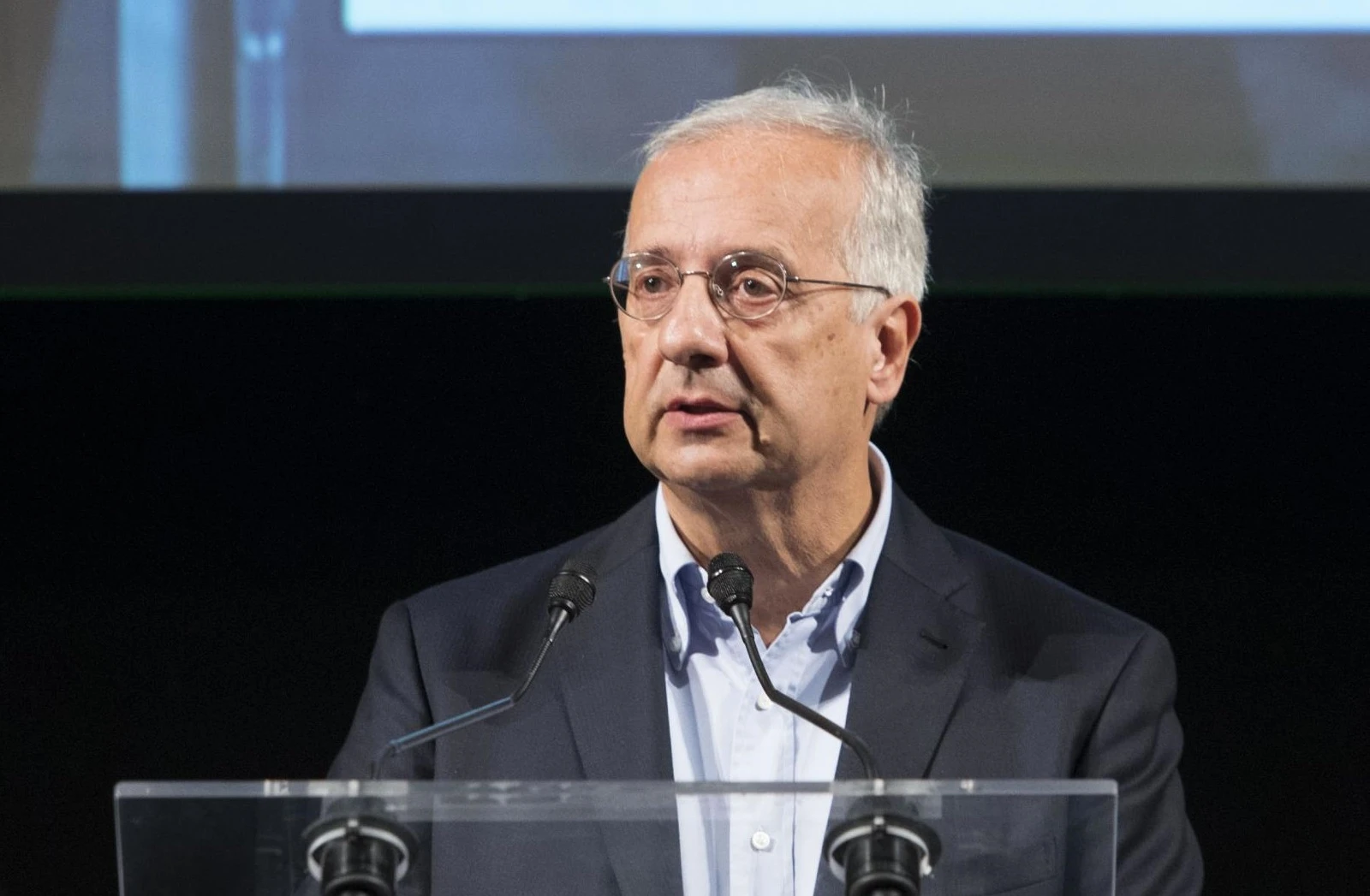 Pd, Walter Veltroni e chi spinge per farlo tornare in politica: la pazza idea, candidato premier