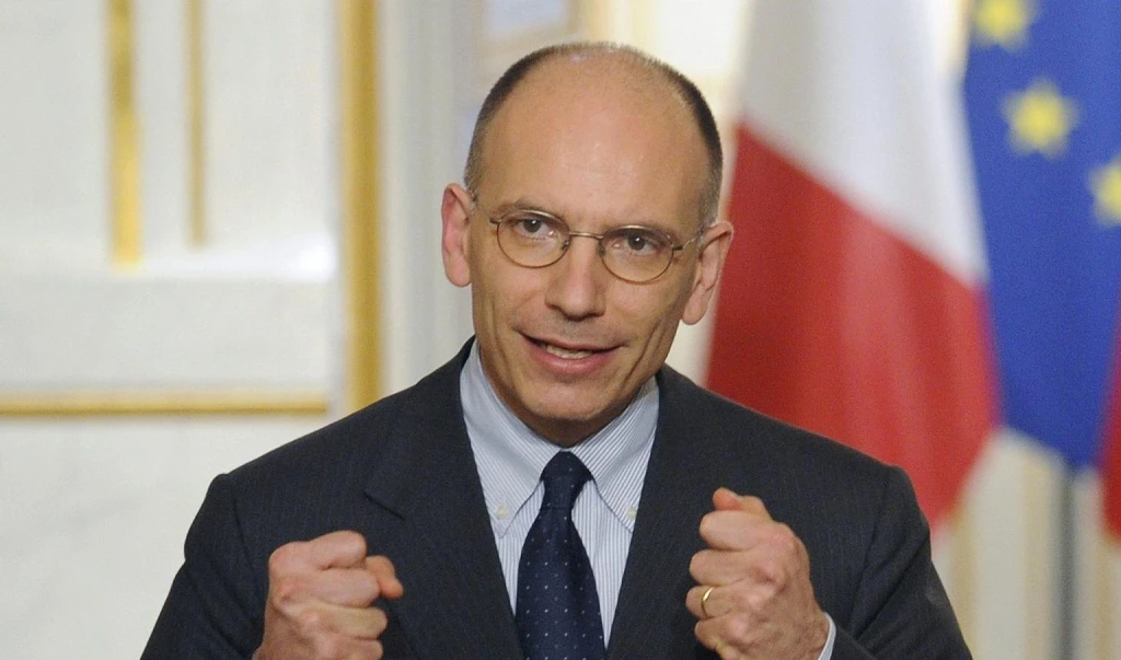 Letta incontra Renzie si crede subito Fonzie:"Comando io, non Berlusconi"