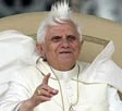 Il Papa contro i media: