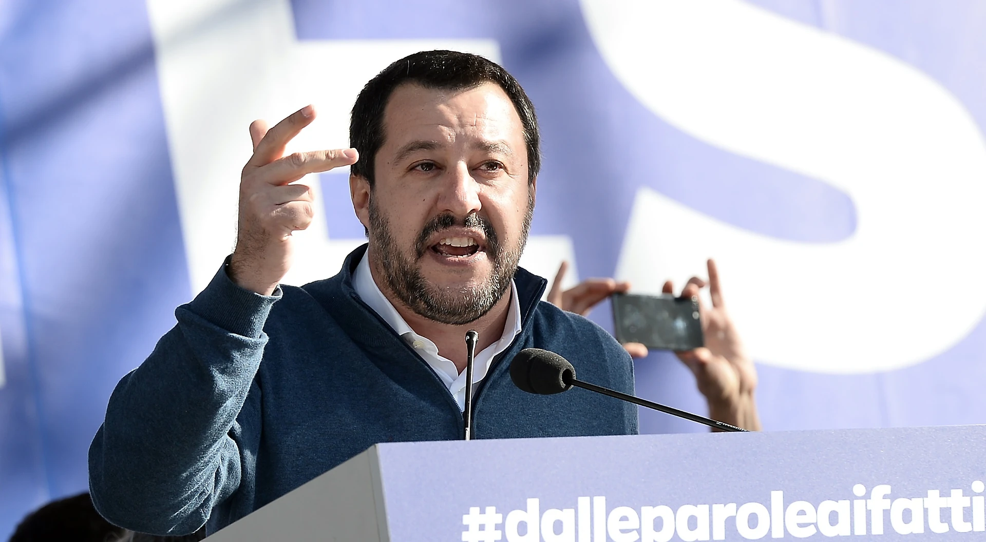 Matteo Salvini, la strategia: come trasforma la Lega per arrivare a governare da solo
