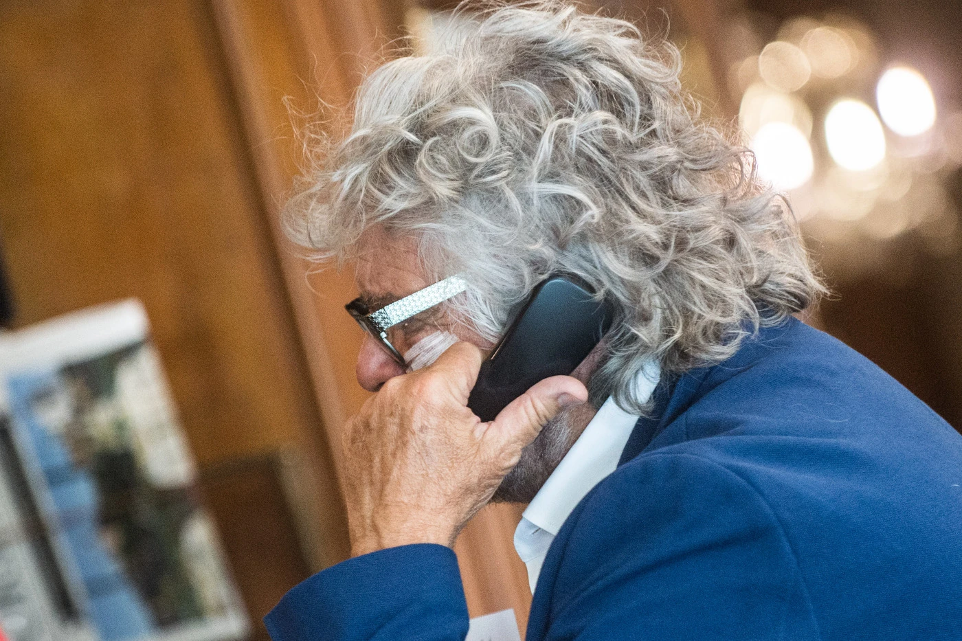 Paolo Becchi, terribile sospetto: "Beppe Grillo non aspettava altro". Scambio osceno Pd-M5s: Prodi al Colle