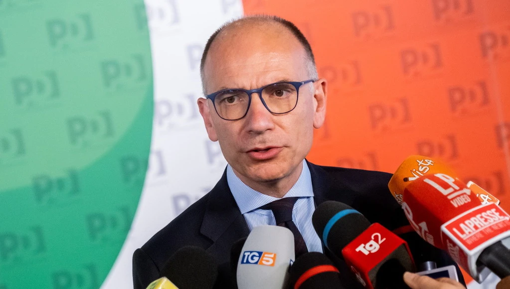 Giorgia Meloni contro Enrico Letta: "Delle sue ridicole lezioni non so che farmene"