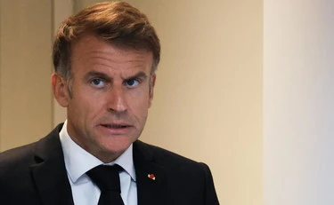Macron, "rabbia e vergogna, nulla lo giustifica": Francia a ferro e fuoco, il discorso alla Nazione