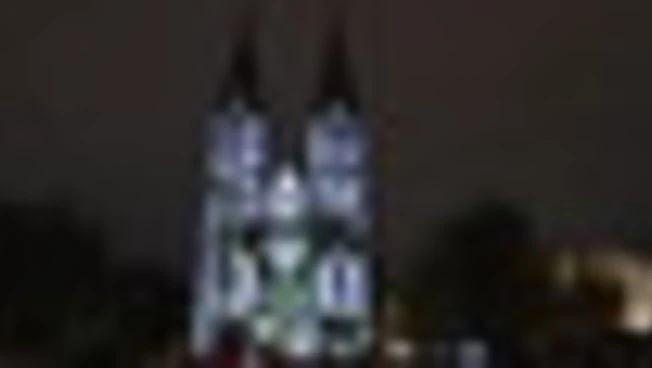 Il festival delle luci illumina il centro storico di Praga