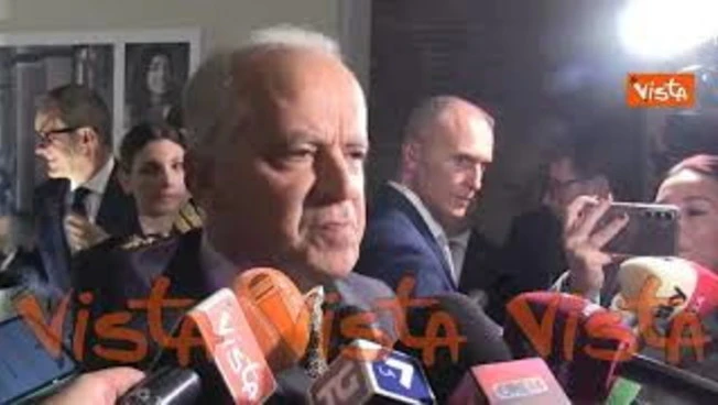 Piantedosi: "Il Calendario della Polizia 2026 rappresenta bene lo spirito di corpo"