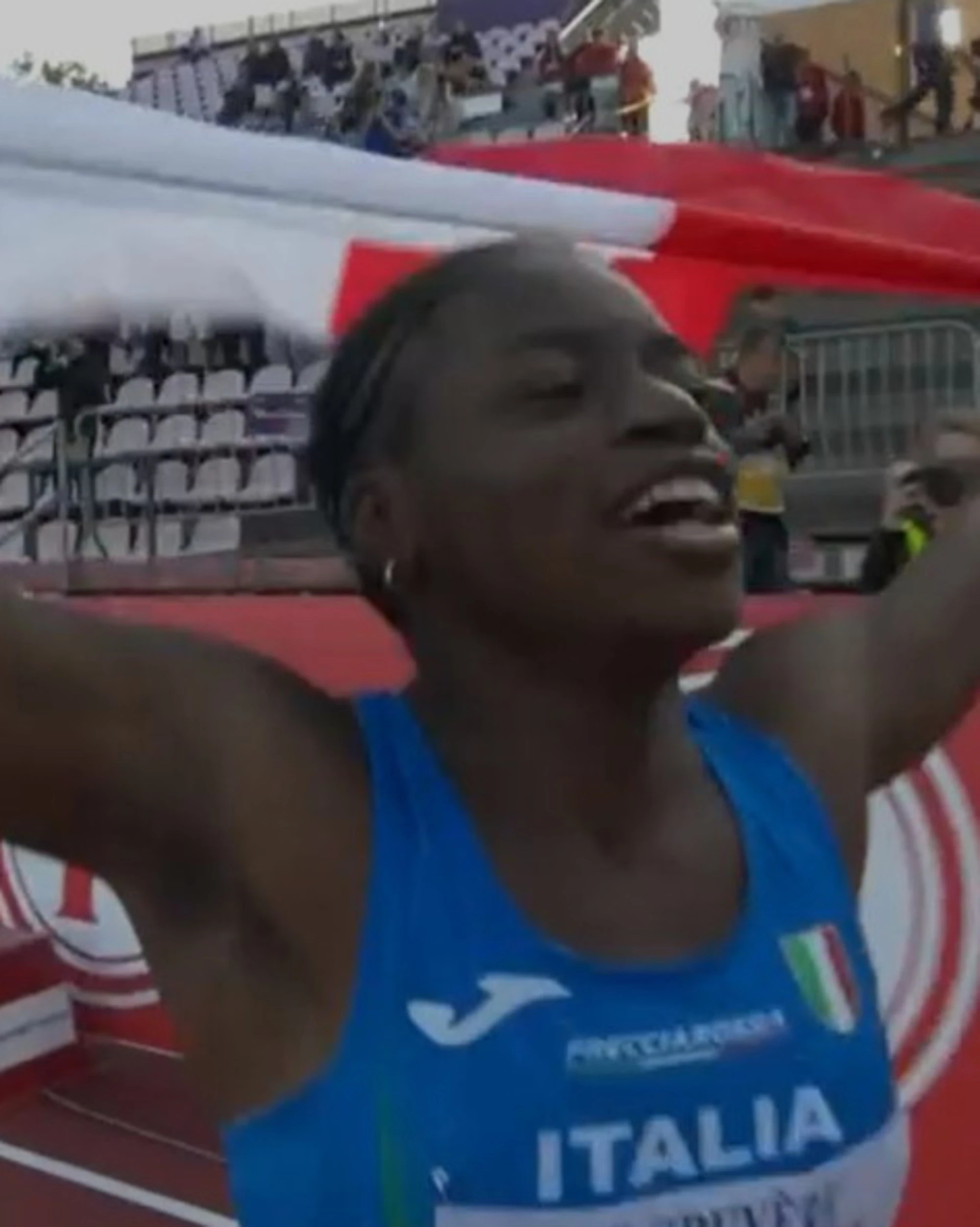 Kelly Doualla, impresa a 15 anni: oro nei 100 metri agli Europei U20 di Tampere