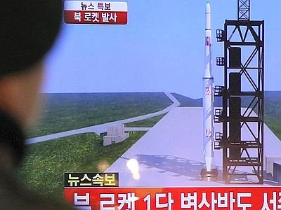 Corea del Nord mette in allerta l'esercito: "Nostri missili puntati contro gli Usa"