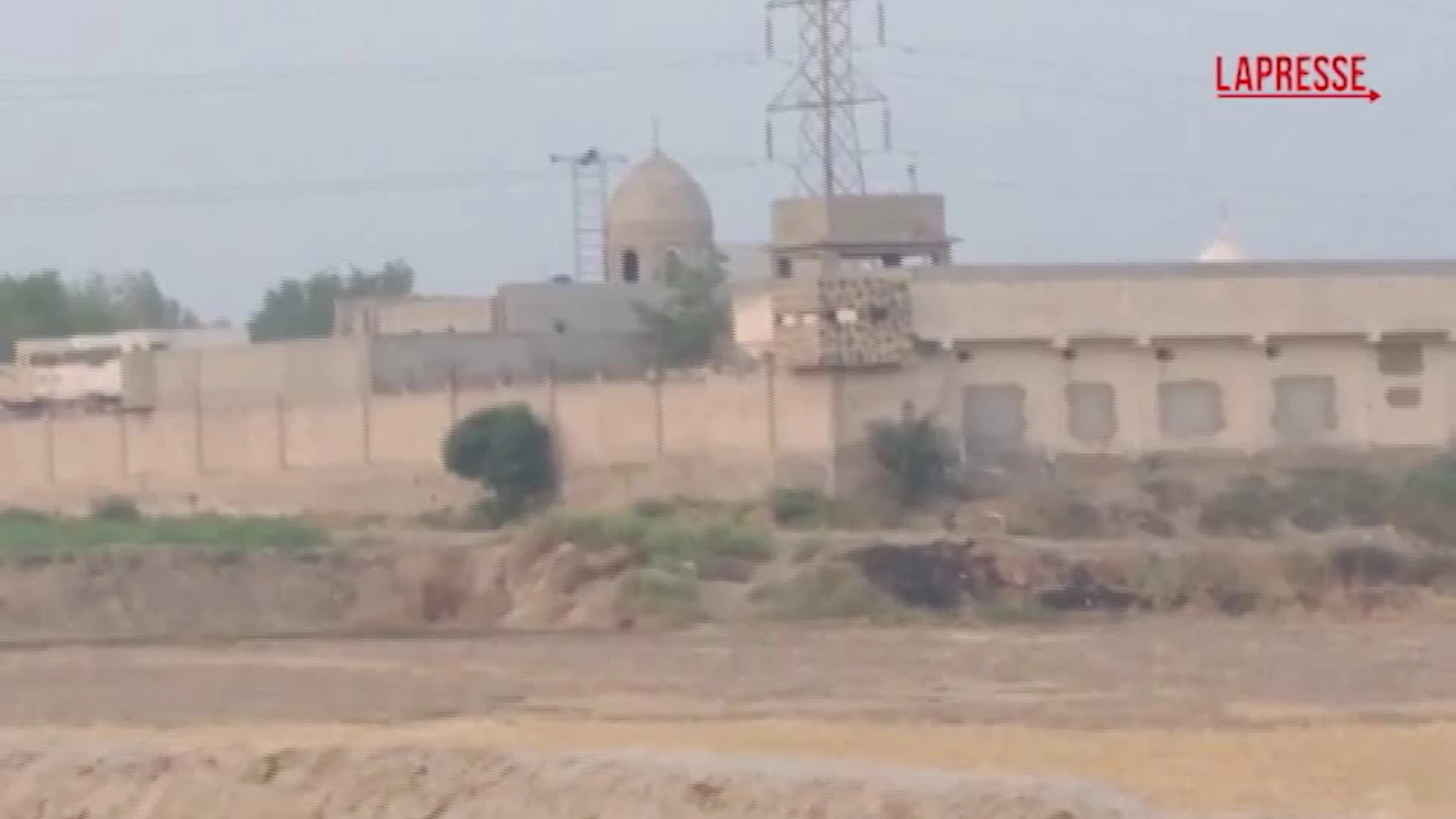 Pakistan, 19 morti per gli attacchi dell'India: 13 per i raid sulla moschea
