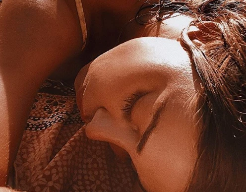 Belen Rodriguez pazzesca a Formentera, la foto proprio lì: come fa impazzire i fan