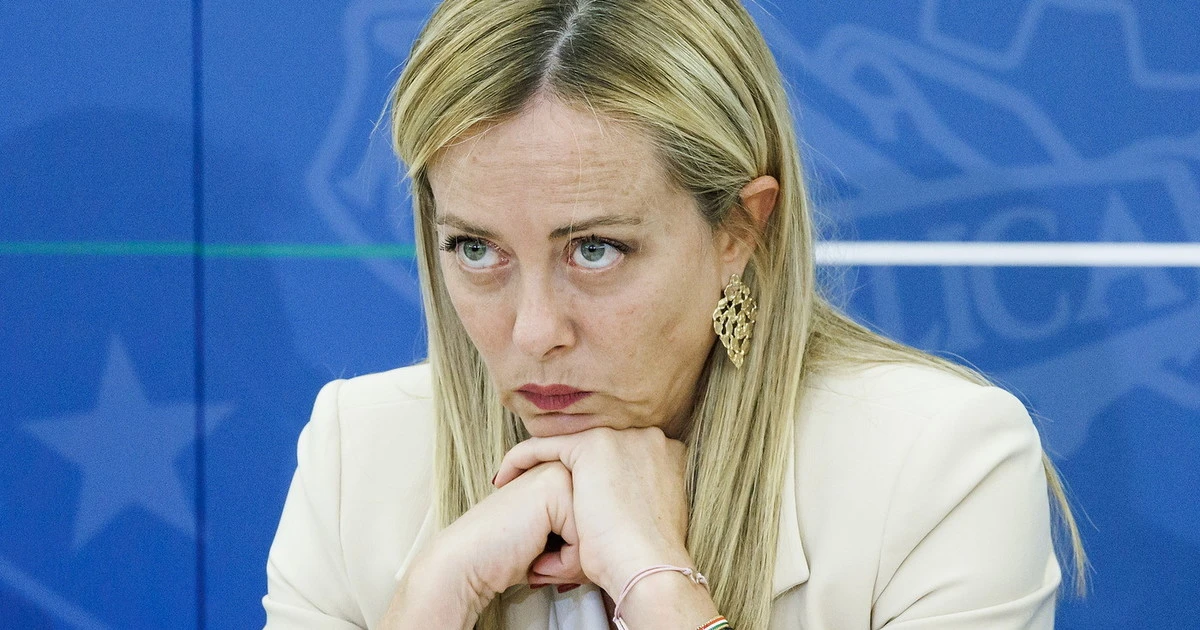 Giorgia Meloni, "ci metto la faccia": la mamma di ferro sfida la stampa