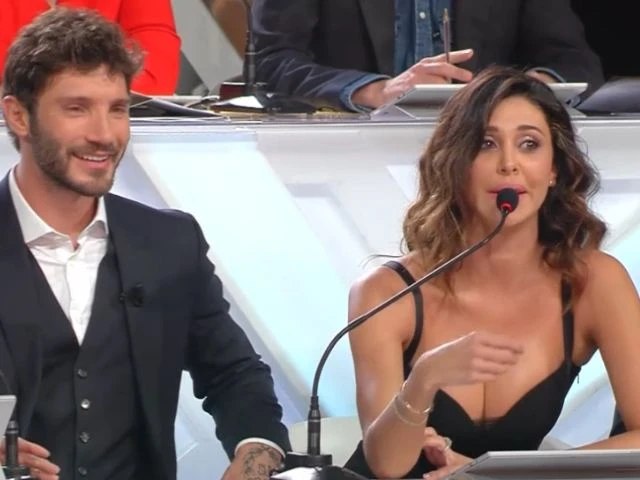 Sanremo Young, clamorosa Belen Rodriguez: "Attento a quel che dici o ti spenno". La minaccia a De Martino