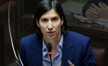 FdI spiana Elly Schlein: 