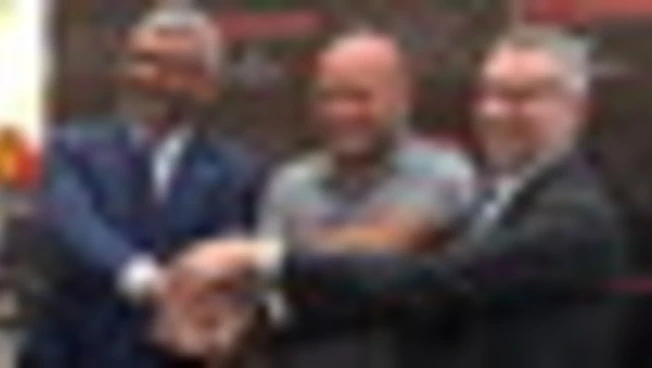 Frecciarossa e Luna Rossa insieme per 38 America's Cup a Napoli