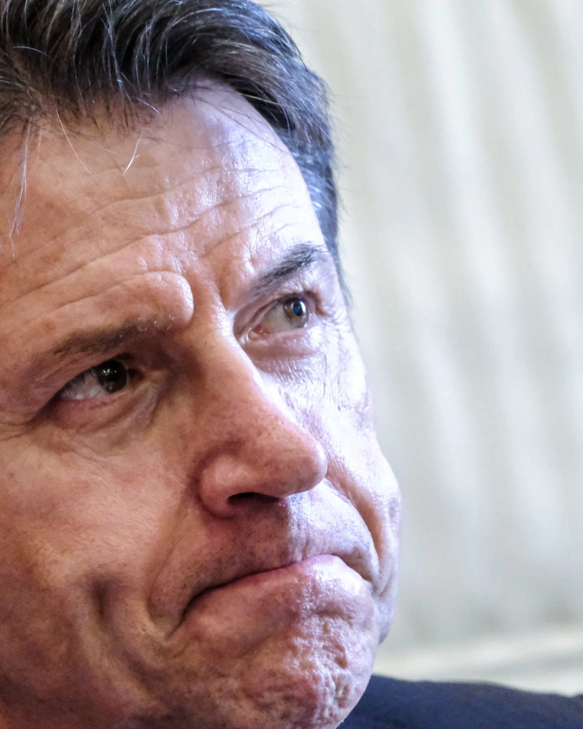 Sondaggi, Giuseppe Conte addio? M5s ai minimi