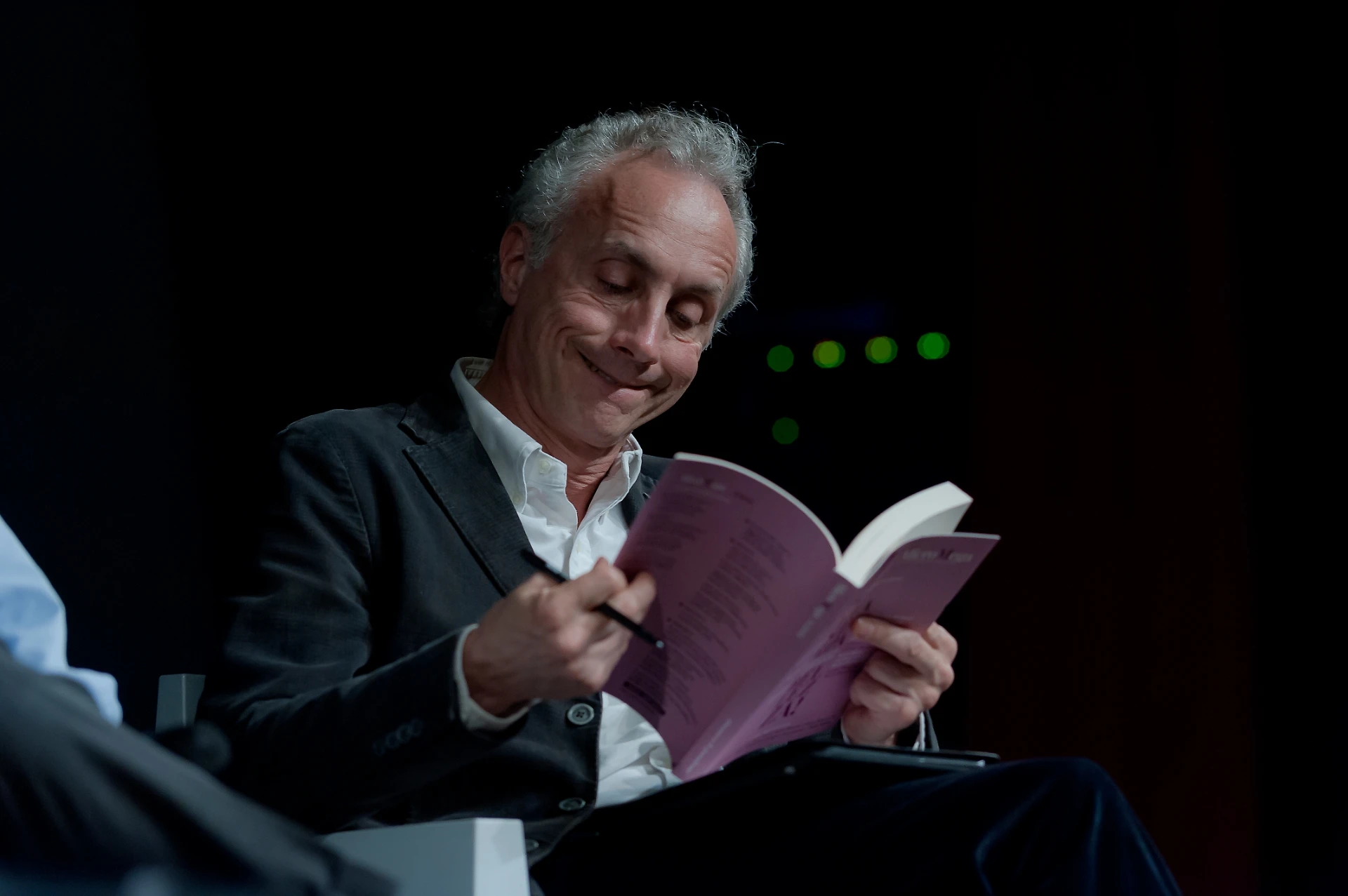 Marco Travaglio, la vergognosa prima pagina dopo il vertice sulla Tav: "Salvini con il bancarottiere"