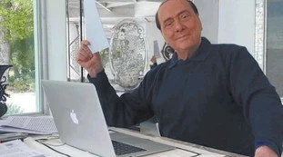 Silvio Berlusconi sul Fatto Quotidiano smentisce Marco Travaglio: "Favori a Mediaset? Notizia senza fondamento"