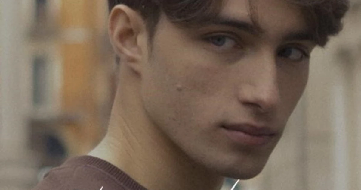 Blu come i tuoi occhi, una storia senza confini raccontata da Leonardo Zenere