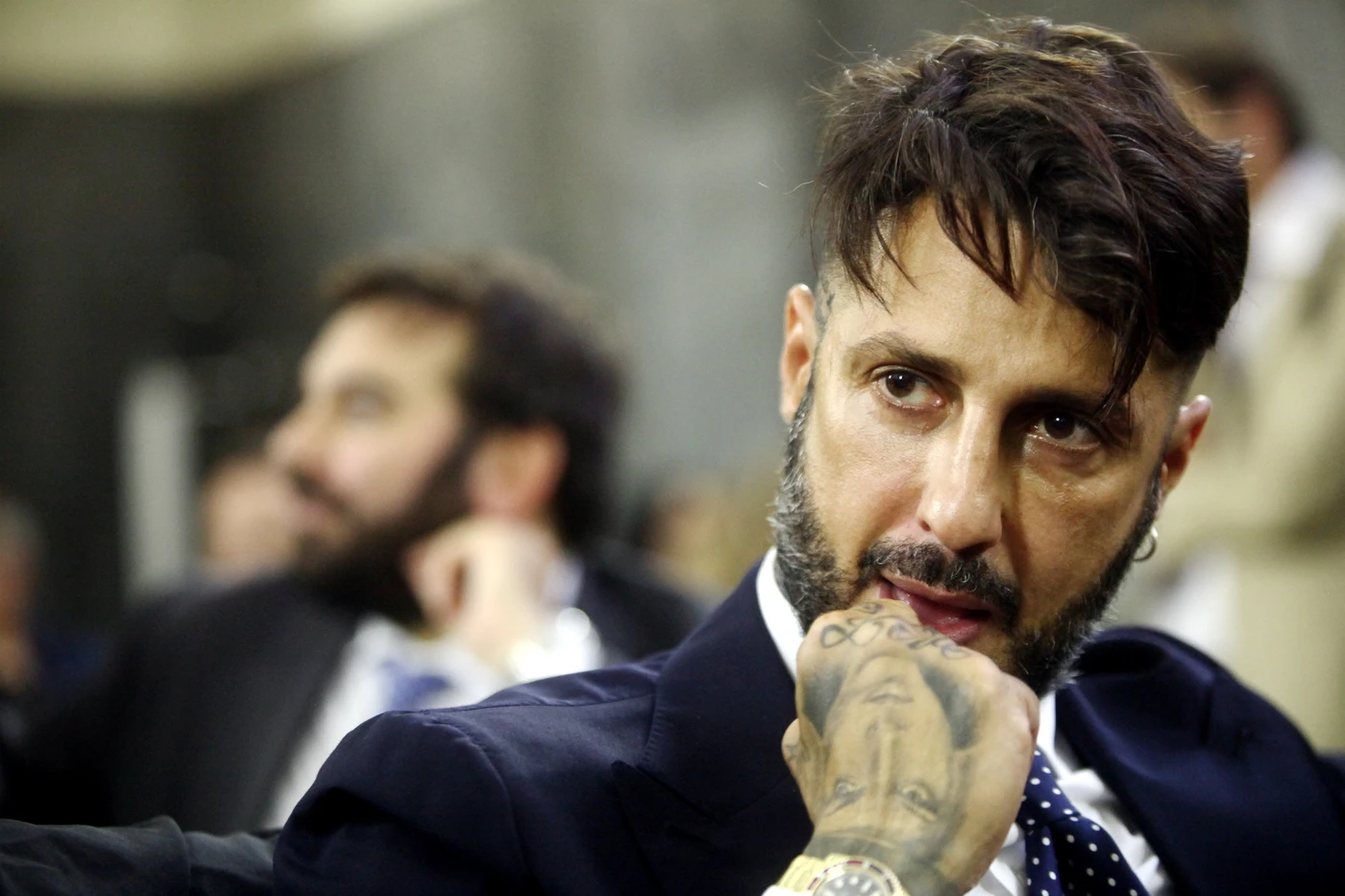 Fabrizio Corona fuori dal carcere: "Per lui la detenzione domiciliare a causa dei disturbi della personalità"