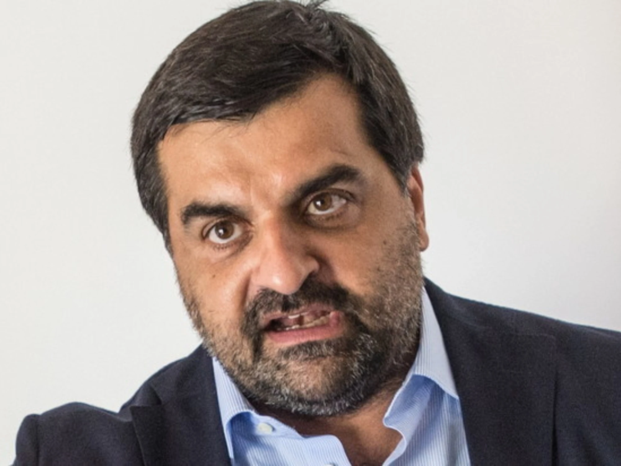 Conte, lo scandalo e quegli avvertimenti a chi osa avvicinarsi al vaso di Palamara