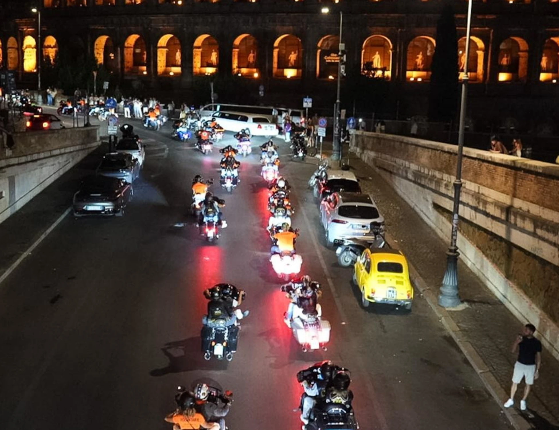 Grande successo per la XIII Rvn della Capitale: oltre mille motociclisti a Roma