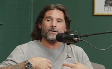 Lele Adani al veleno contro Fabio Caressa: "Potevo infierire, ma non lo farò"