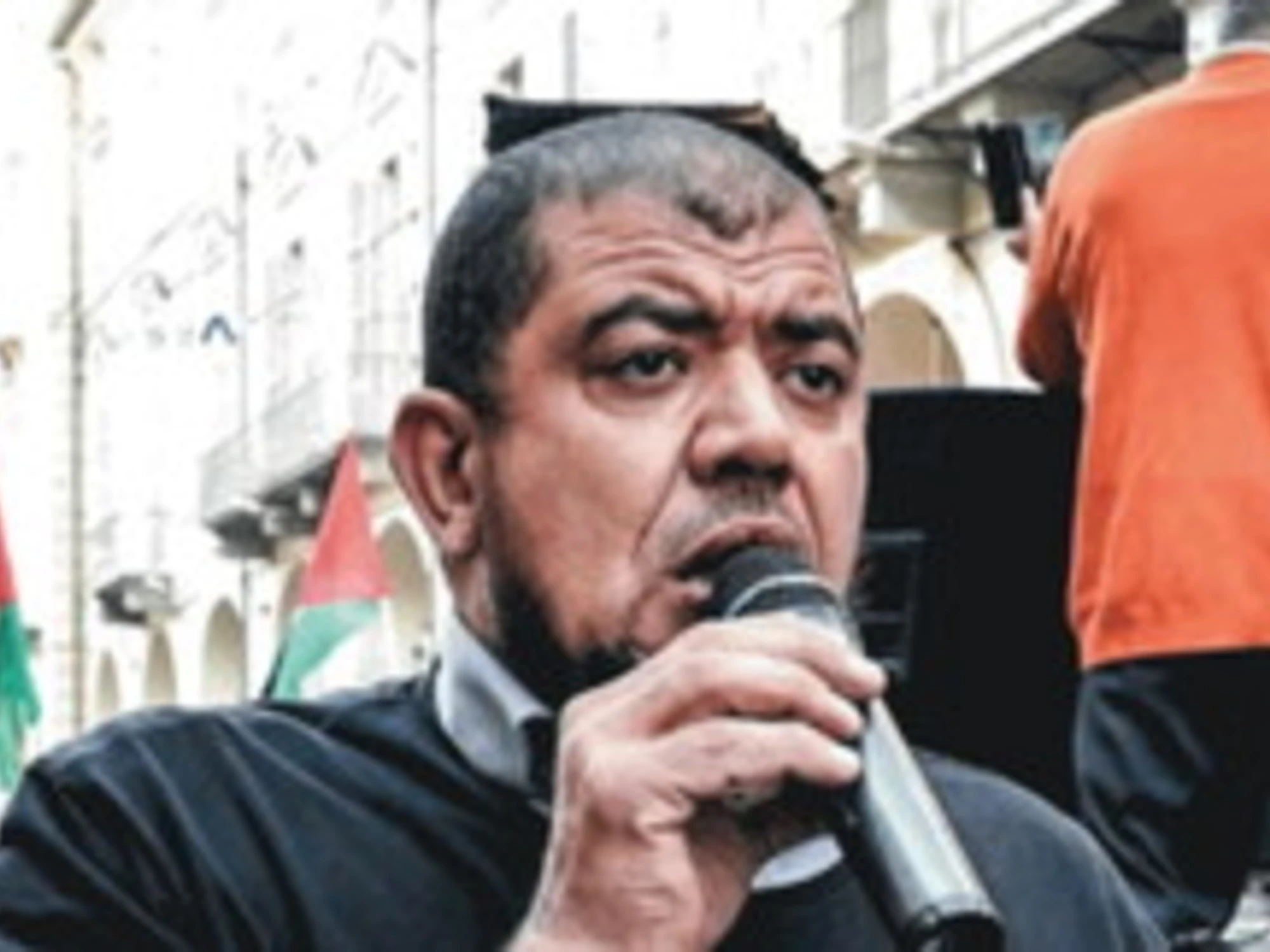 Shahin, la Cassazione lascia libero l'imam pro-Hamas di Torino