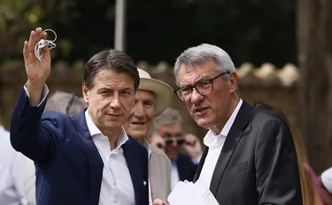 Pd e Conte? In ansia per Khamenei