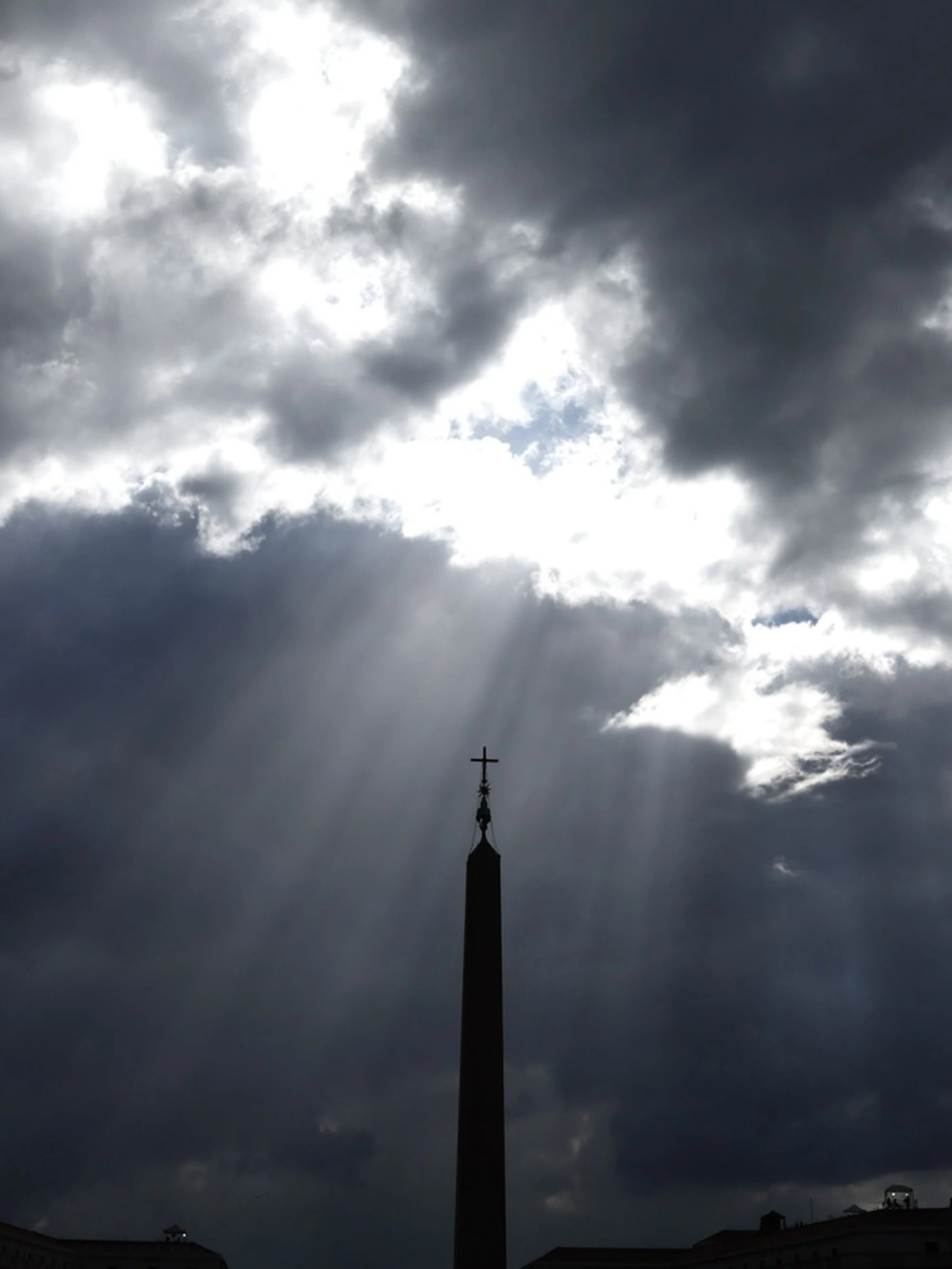 Conclave, scoppia il caso: "Cosa mangiavamo"