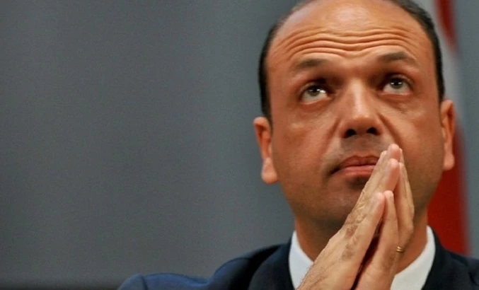 Alfano: "Sì alle unioni civili anche per i gay"