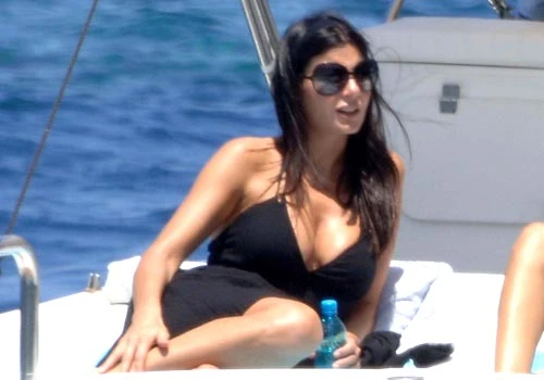 L'indiscrezione: "Ilaria D'Amico e Gigi Buffon in luna di miele in attesa di un figlio"