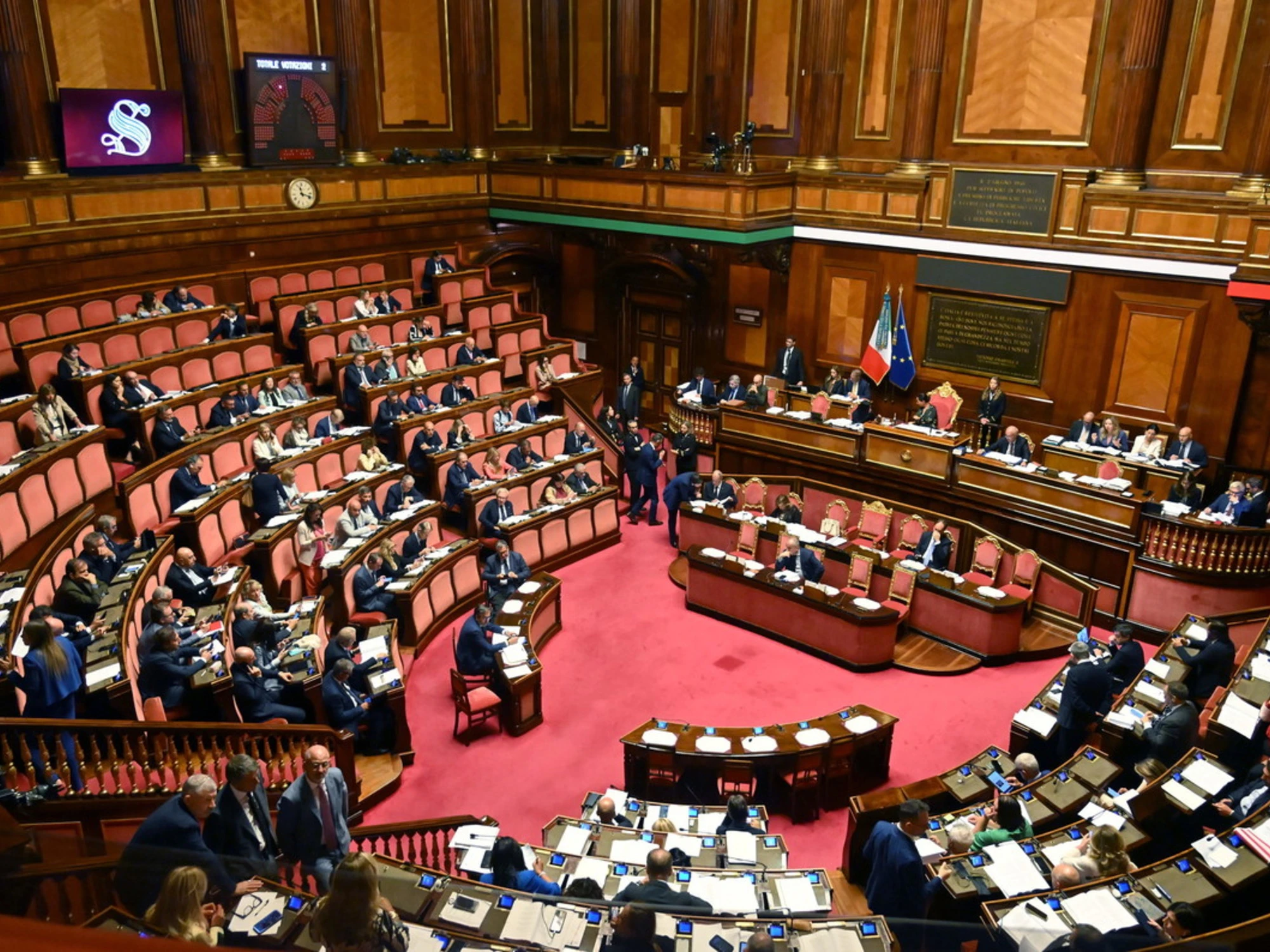 Legge elettorale, "+7 per la maggioranza": la sinistra piomba nella disperazione. In Aula...