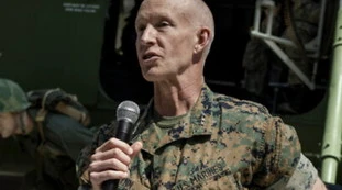 James Glyn, "inviato dagli Usa": chi è il "super-generale" che può decidere la guerra